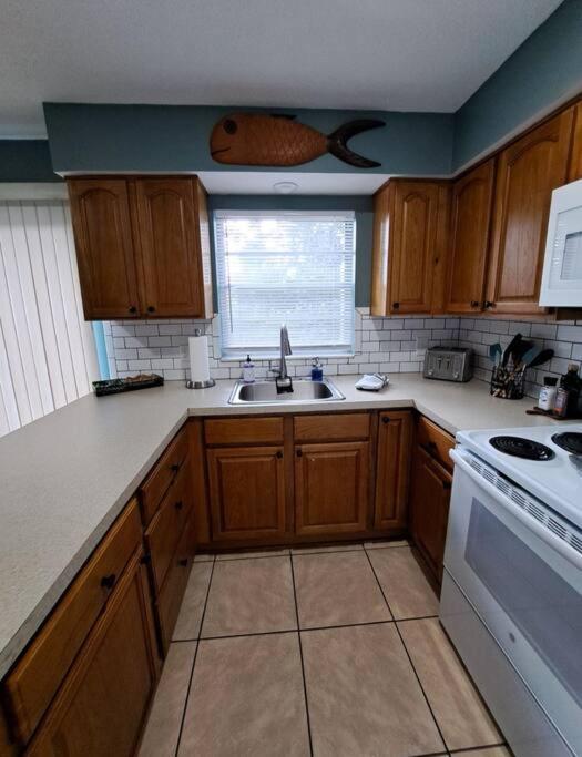 Nature Coast Getaway #1 - Cozy 2 Bedroom 霍莫萨萨 外观 照片